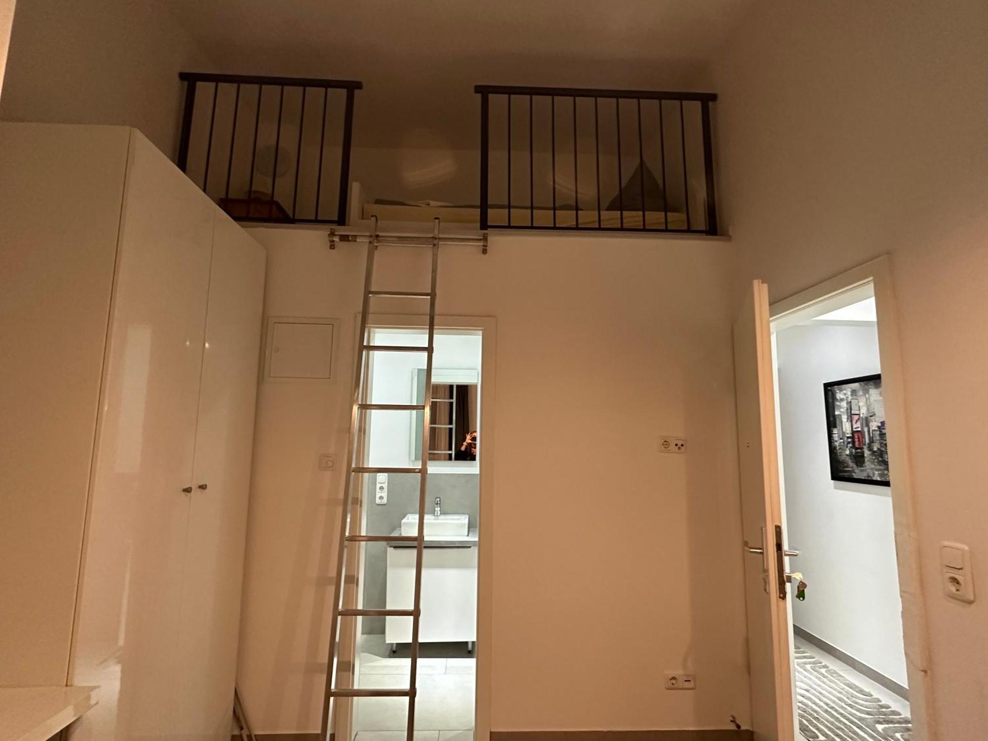 Estelada Boarding Houses - Bogenhausen มิวนิก ภายนอก รูปภาพ